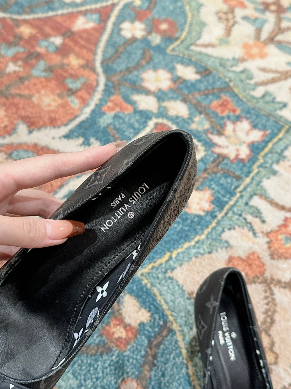 Louis Vuitton Pump (4 colors)