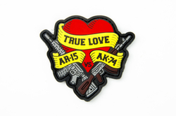 Шеврон True Love AR15 vs AK74 PVC