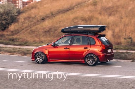 Автобокс Broomer Venture LS (450 л.)  АБС/ПММА (Черный глянец)