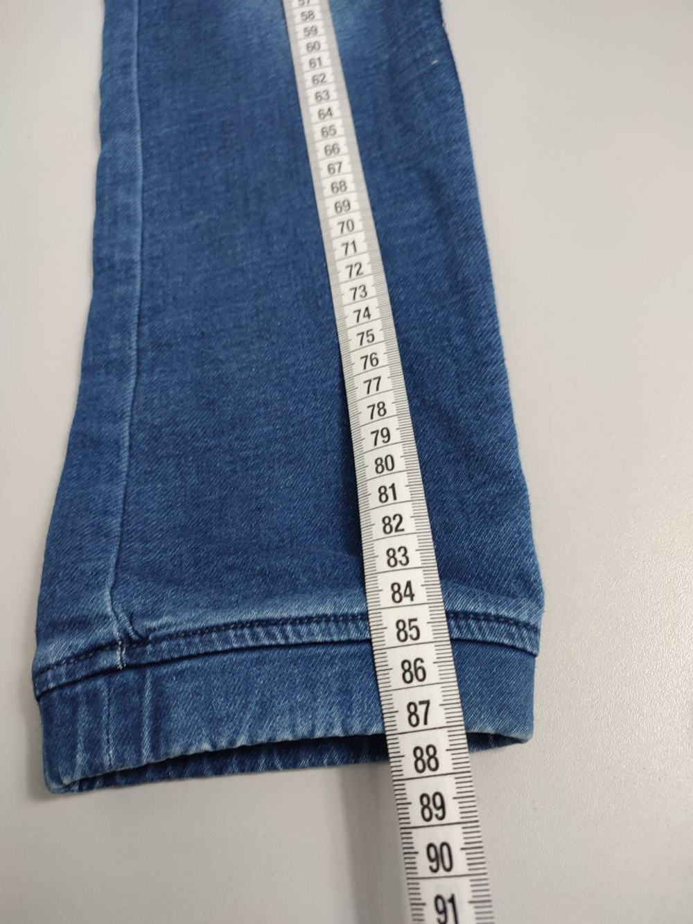 Джинсы базовые на 13-14 лет