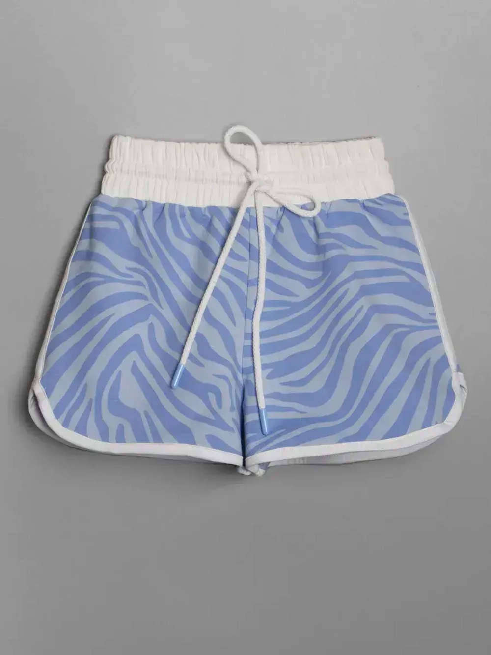 Костюм для девочки спортивный с шортами