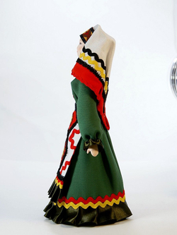 Кукла фарфоровая Удмуртка, Вятская губерния