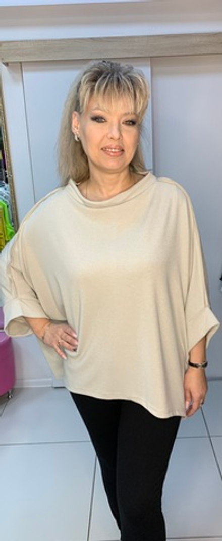 Нарядный блузон-пончо