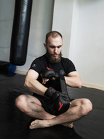 Перчатки для ММА черные Tomorrow Star