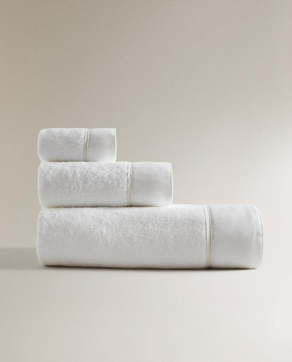 Zara Home - Банное полотенце с пикой, бежевый, 90х150 см