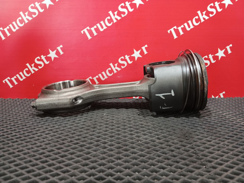 Поршень с шатуном 2023г