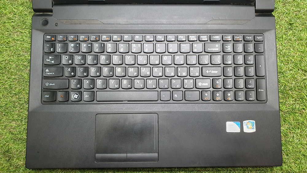 Ноутбук Lenovo Pentium/4Gb