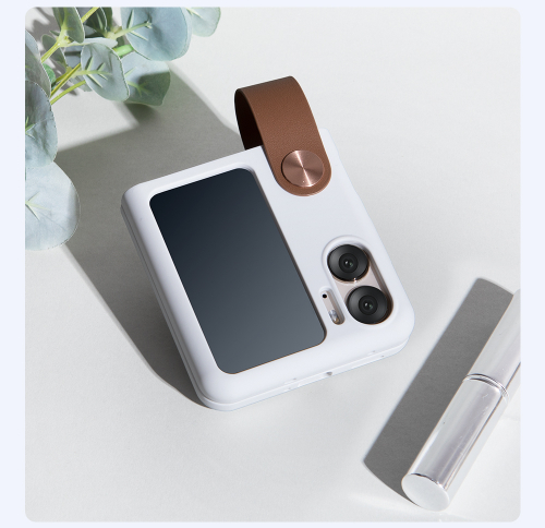 Чехол белого цвета (Morning White) с мягким силиконовым покрытием от Nillkin для OPPO Find N2 Flip, серия Flex Flip