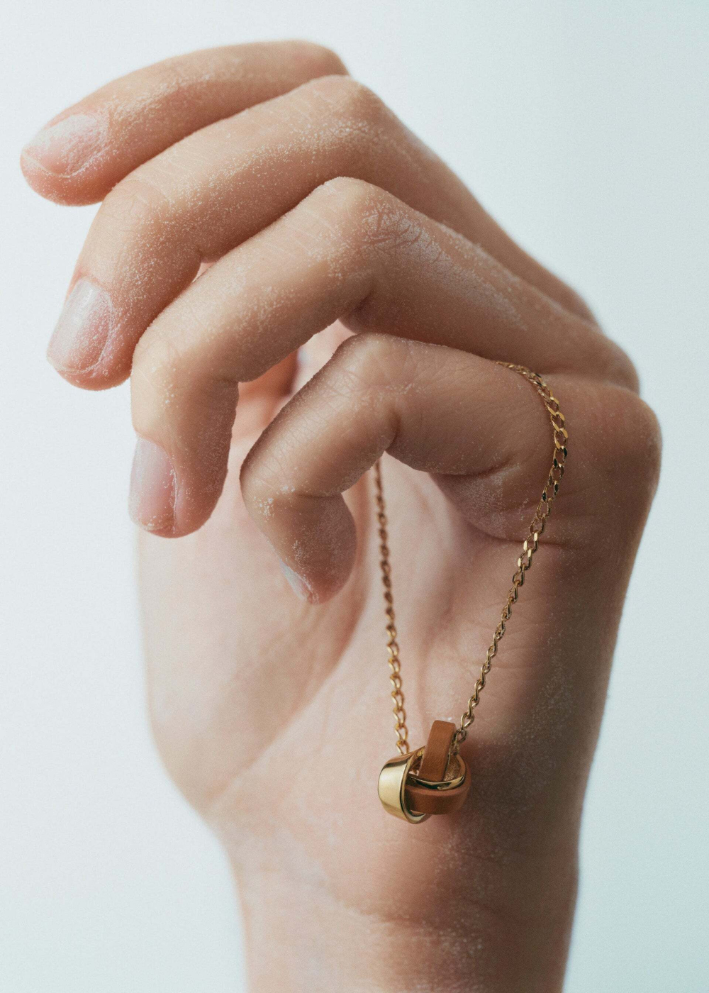 Polène Ожерелье Ormé Necklace, цвет верблюжьей шерсти