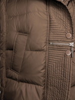 Жилетка объемная сзади удлиненная с карманами