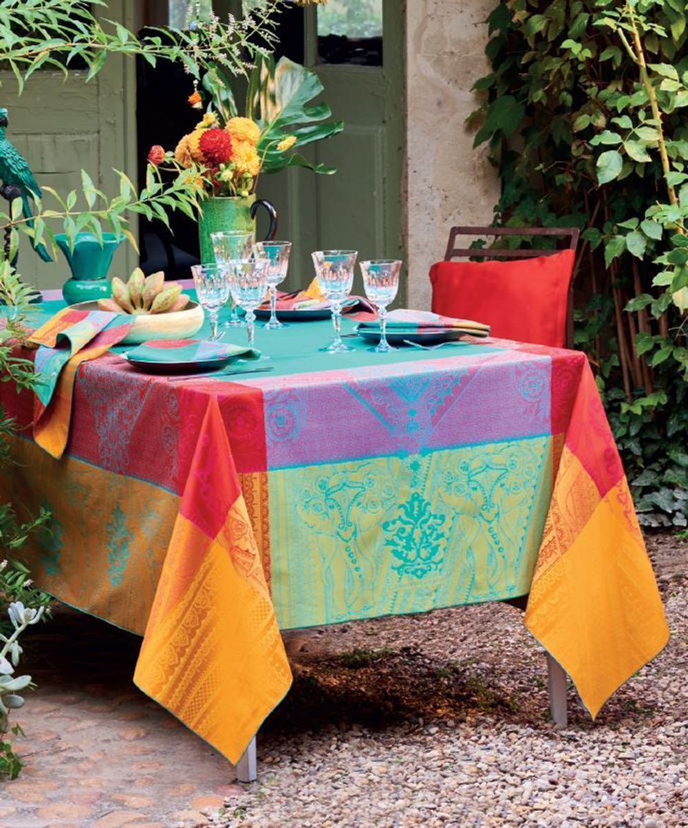 Скатерть 180x300 Garnier-Thiebaut Jodhpur Festival