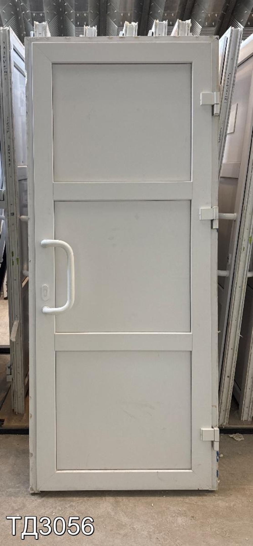 Дверь пластиковая входная Б/У 2040(в) x 860(ш)