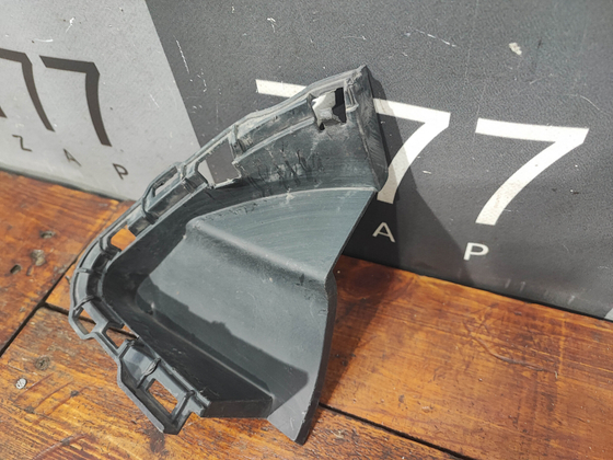 Накладка решетки бампера Mercedes GLS (X167) 19-нв Б/У Оригинал A1678853106