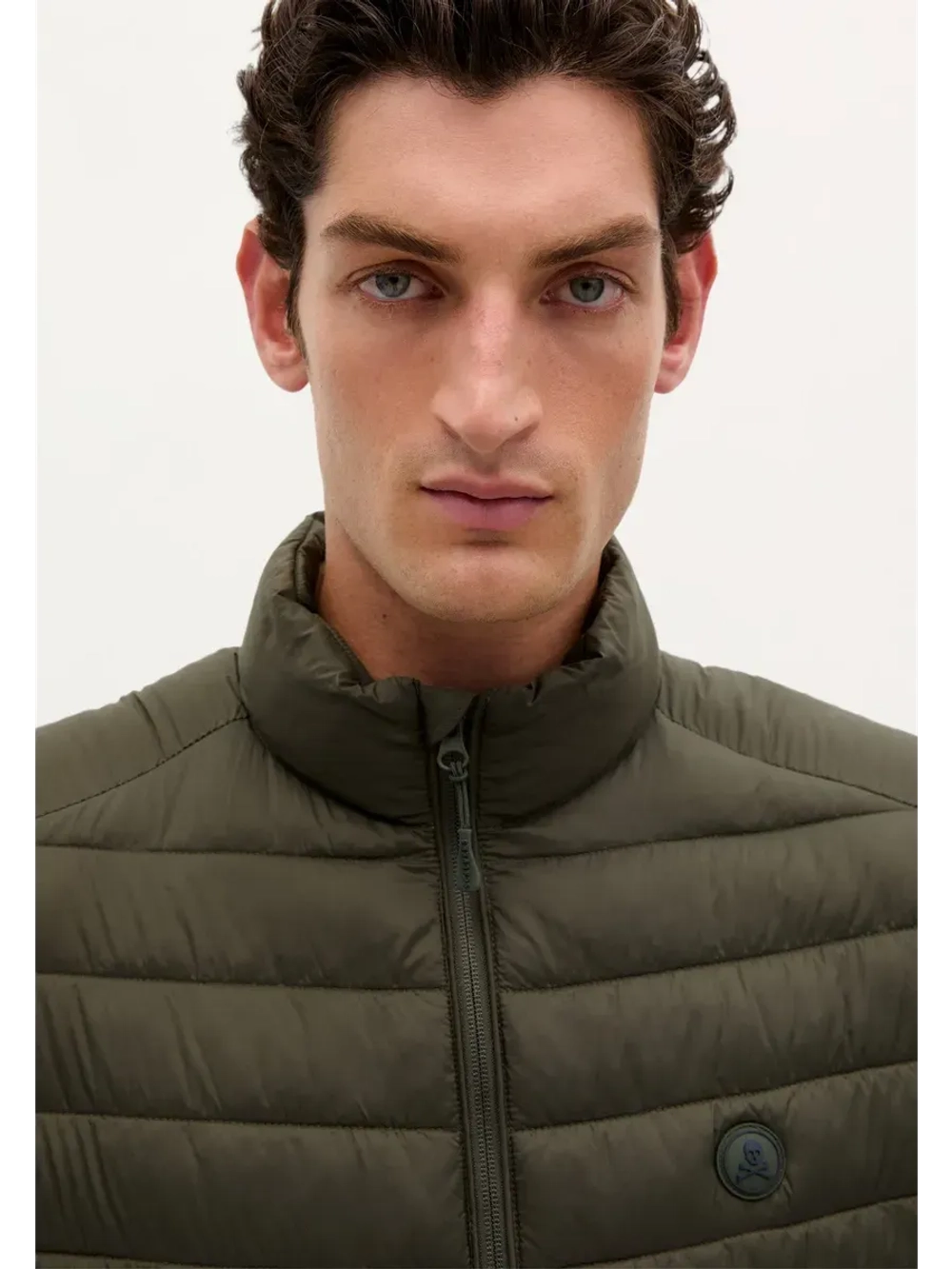 Куртка из нейлона