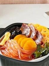 Саморазогревающаяся лапша Haidilao Острая говядина 435г 2 шт