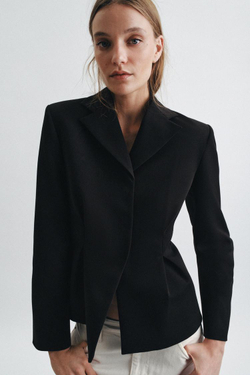 ZARA БЛЕЙЗЕР ИЗ РЕЛЬЕФНОЙ ТКАНИ С БАСКОЙ — ZW COLLECTION, ЧЕРНЫЙ