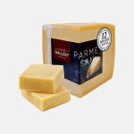 Сыр Cheese Gallery пармезан 32% весовой