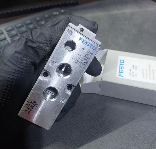 Festo Пневмораспределители / Клапаны