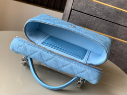 Chanel Bag 19 cm
