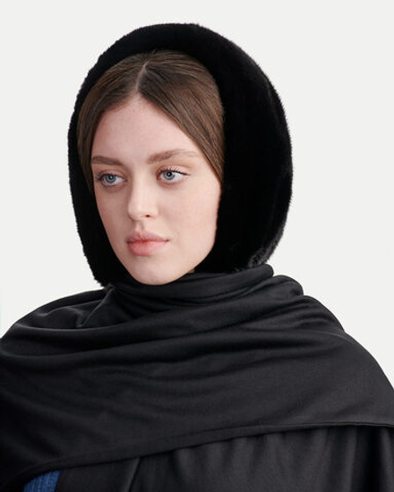 Капор из меха норки с тканевой отделкой