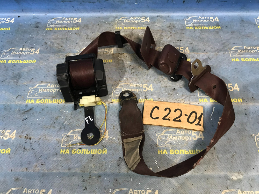 Ремень безопасности передний левый NISSAN LARGO 1992