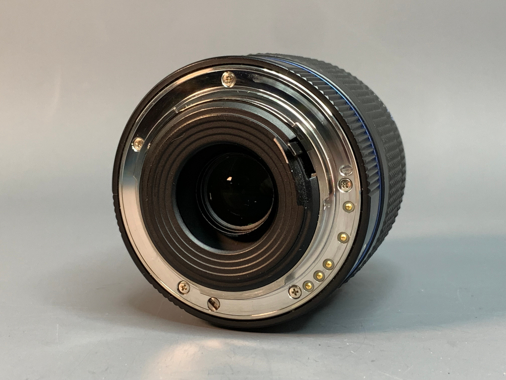 Samsung D-XENON 18-55mm f/3.5-5.6 AL