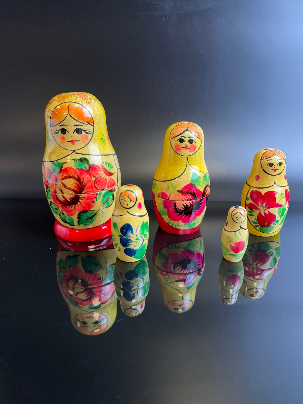 Матрёшка из 5 предметов, роспись, дерево, 11 см, лакировка, ручная роспись, винтаж СССР 1960-1990 гг