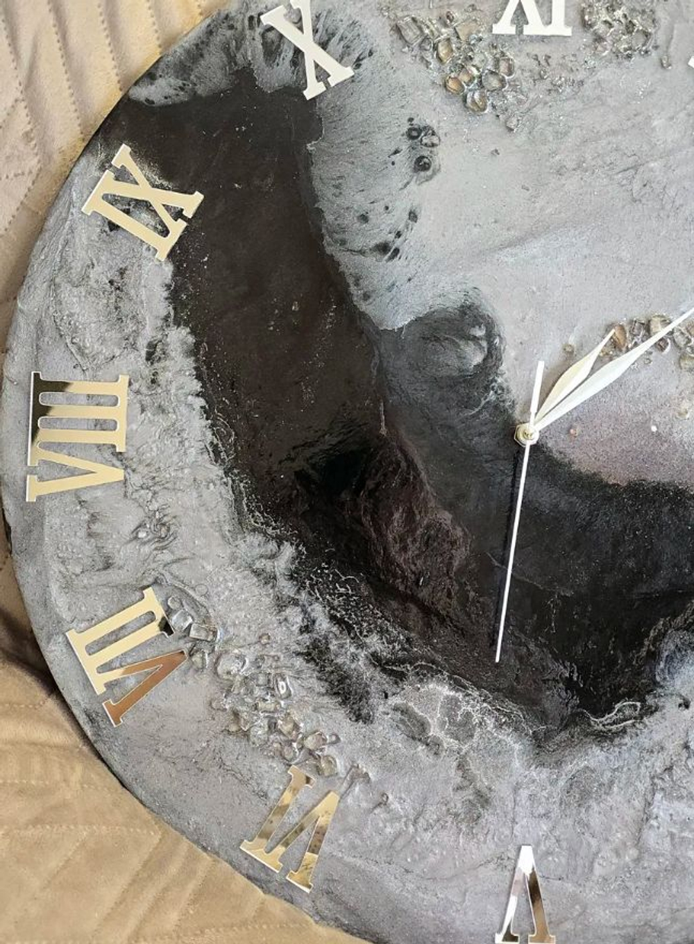 Часы настенные — эпоксидная смола ручная работа в подарок