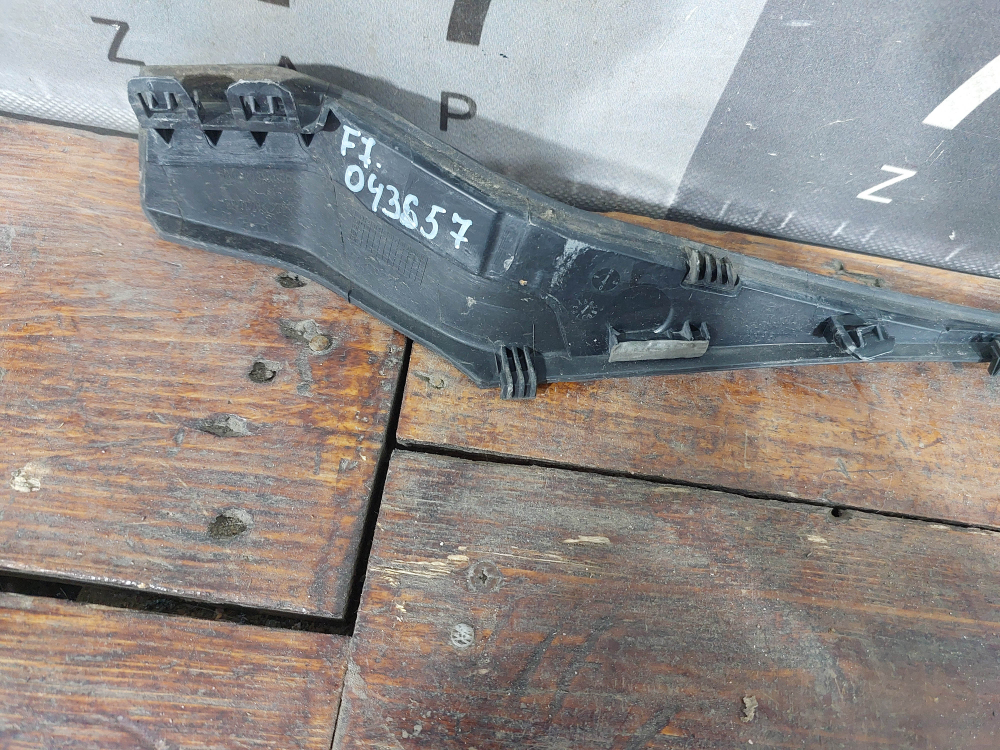 Накладка петли капота правая Haval F7 1, F7x 1 19-24 Б/У Оригинал 5304103XKQ00A