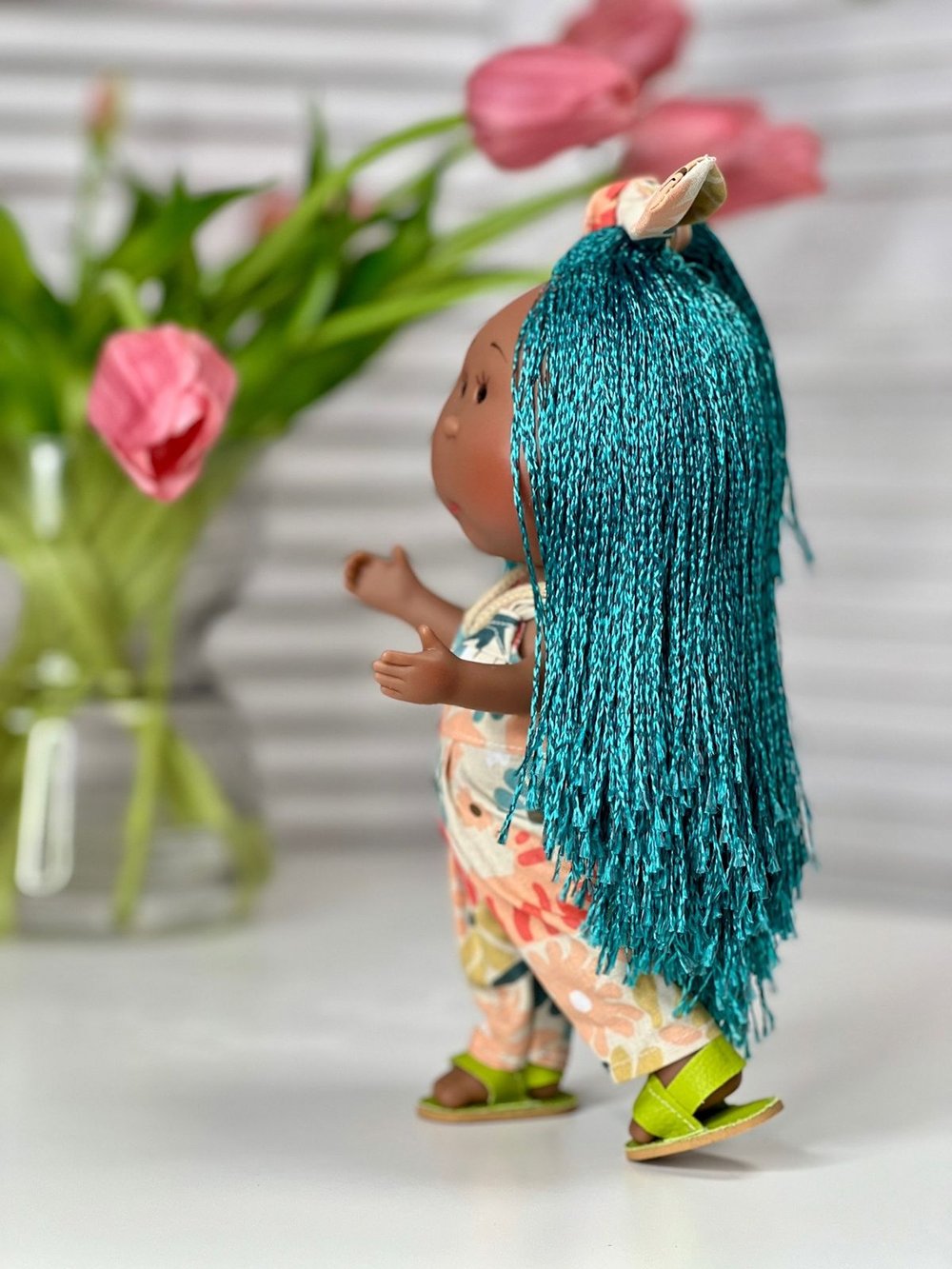 Кукла Nines виниловая 23см Little Mia (3157K)