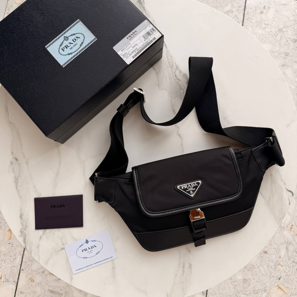 Сумка Prada