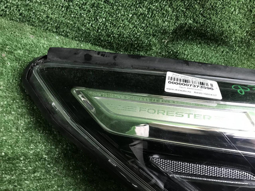 Фара правая Subaru Forester 5 SK (18-21) LED