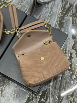 Saint Laurent Loulou 25 cm