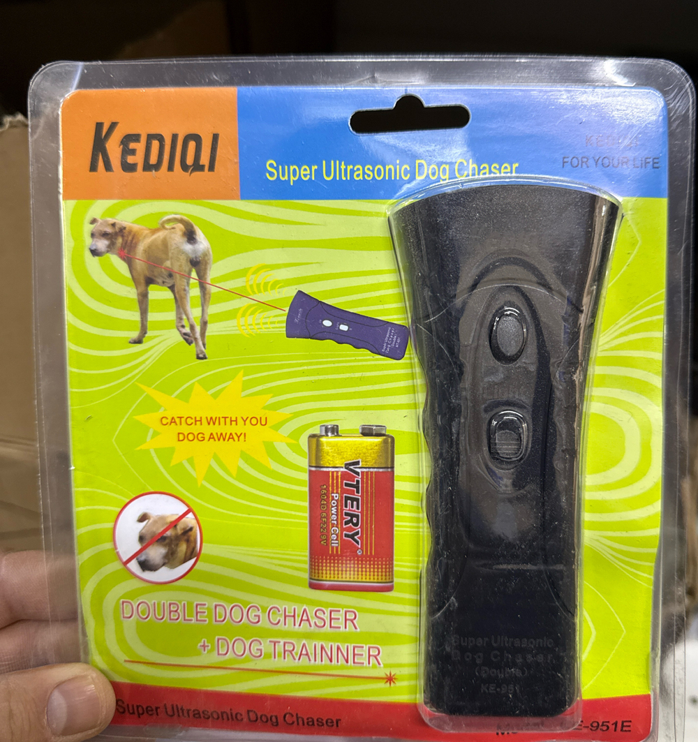 Отпугиватель от собак на блистере