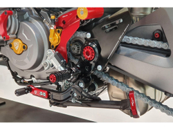 PE432BR CNC RACING ADJUSTABLE REAR SETS RIDER (HM 950)