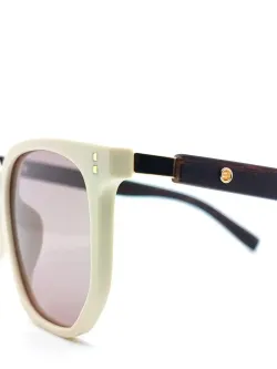 Очки солнцезащитные