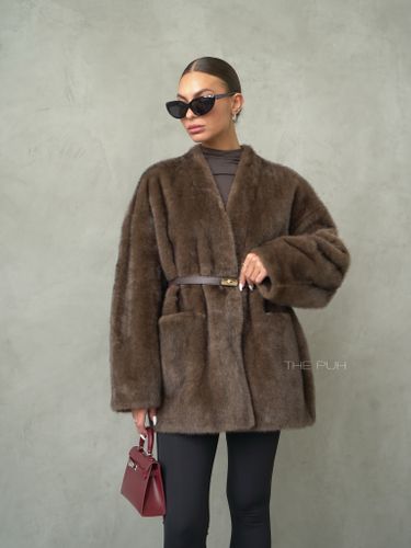 Шоколадная шуба с поясом