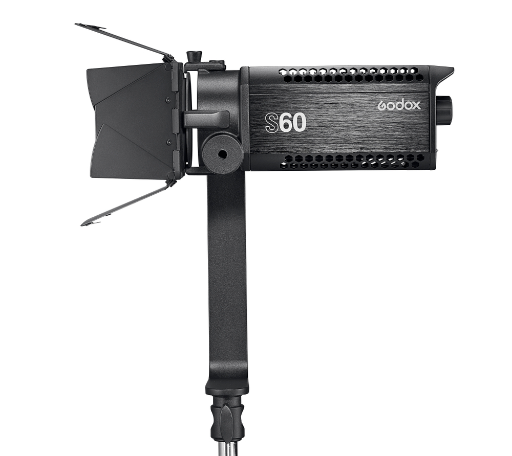 Осветитель светодиодный Godox S60 фокусируемый