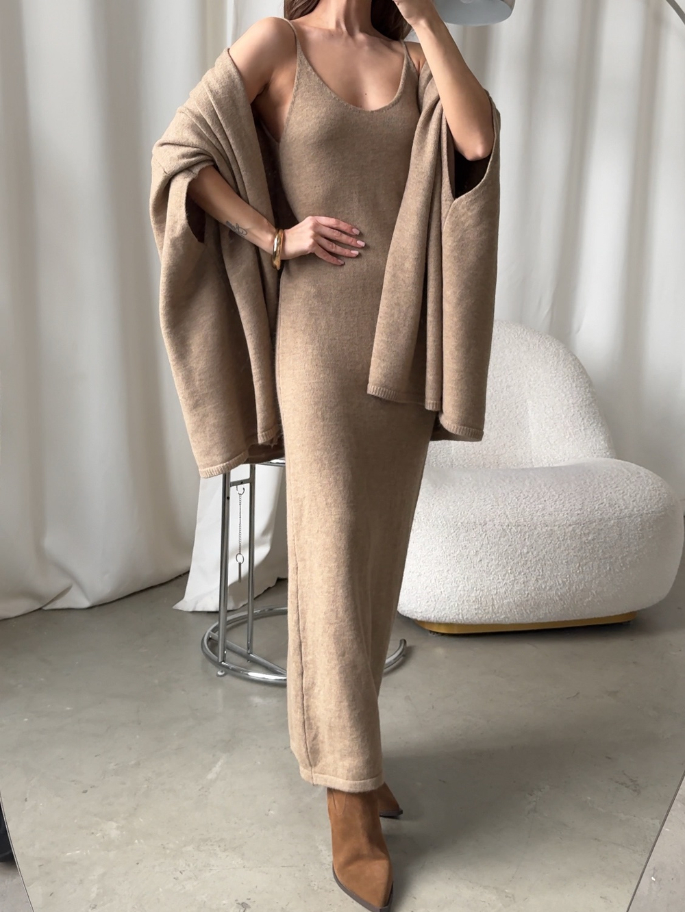 Комплект вязаный, длинное платье на лямках и короткий кардиган