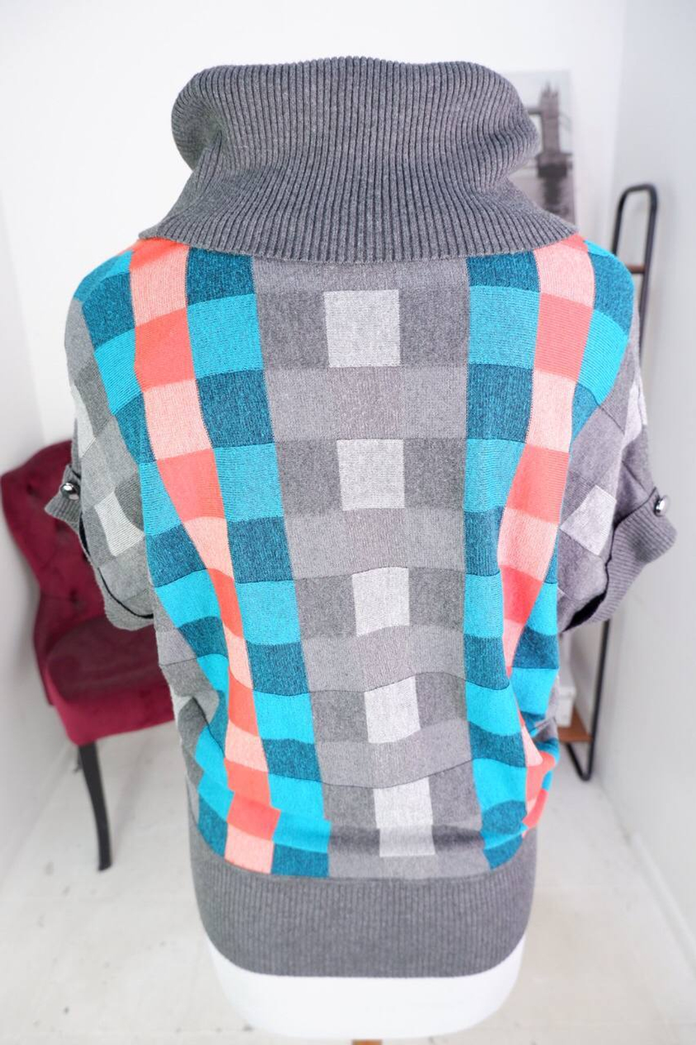 Джемпер для стильного образа, визуально на 48 размер