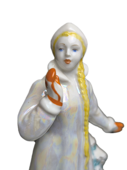 Фарфоровая статуэтка "Снегурочка" (Дулево)
