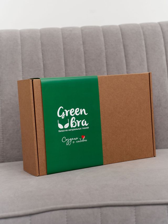 Подарочная коробка большая