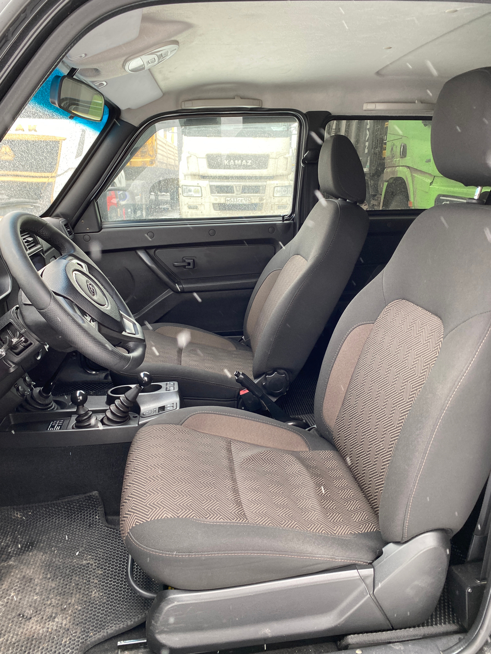 LADA 4X4 Niva Legend 3 дв. Urban 24 1.7 5МТ