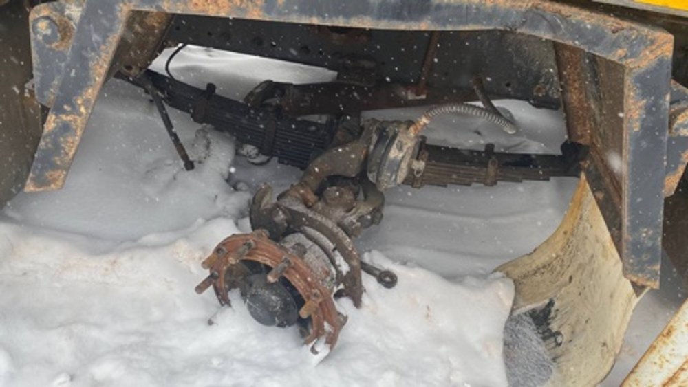 Автомастер 6589* на шасси FAW J6 6x4 Самосвал 658983 (Дизельный, 11,0 л, 390 л.с., МТ)