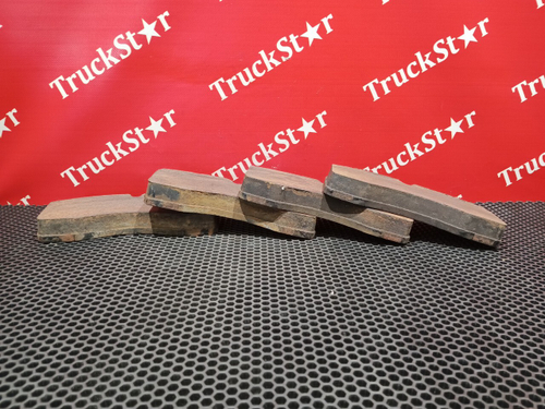 Комплект колодок тормозных 2023г.