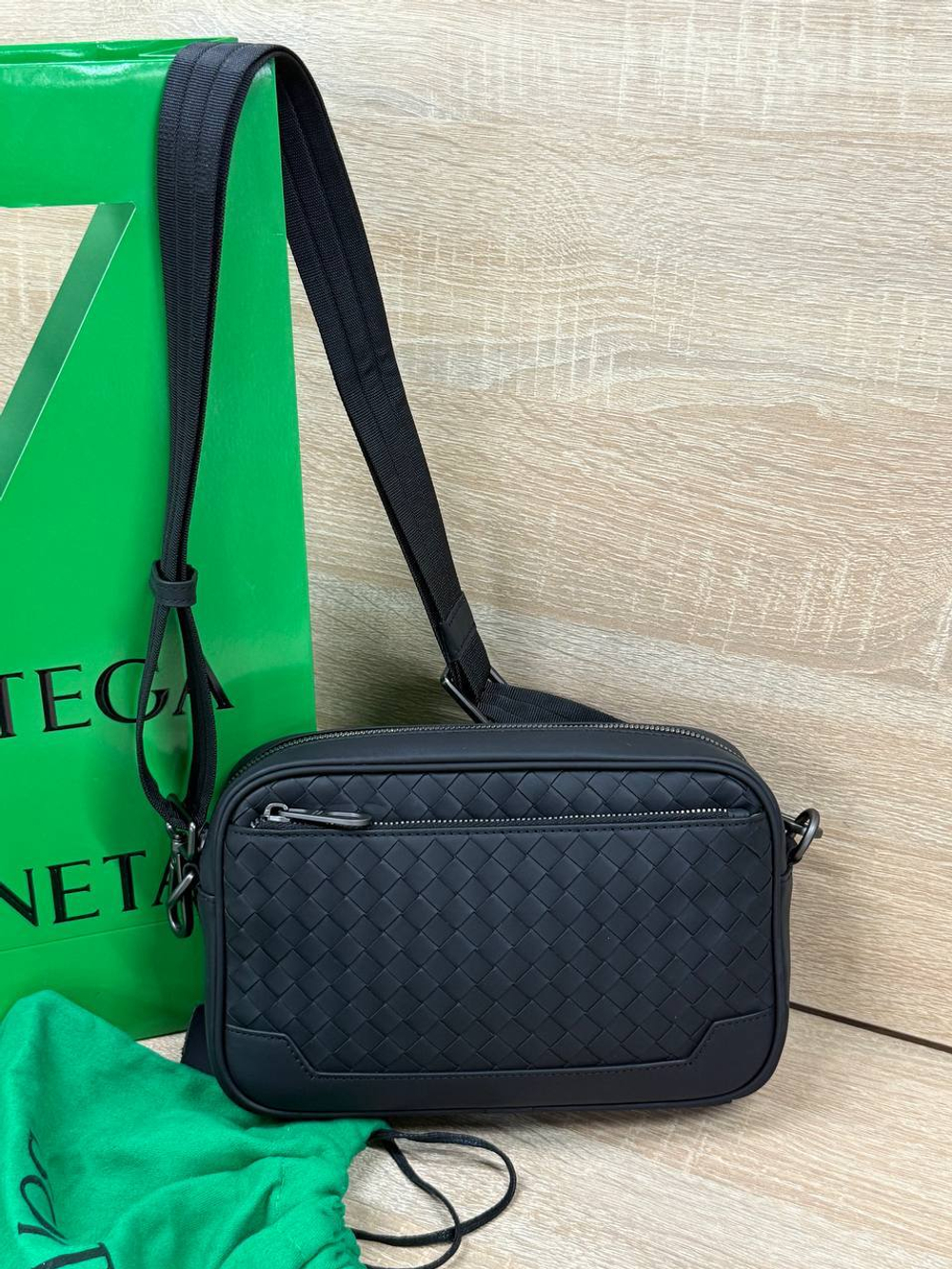 Сумка-мессенджер Bottega Veneta