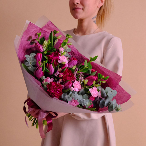 Купить Яркий букет с тюльпанами «Руссильон» #849