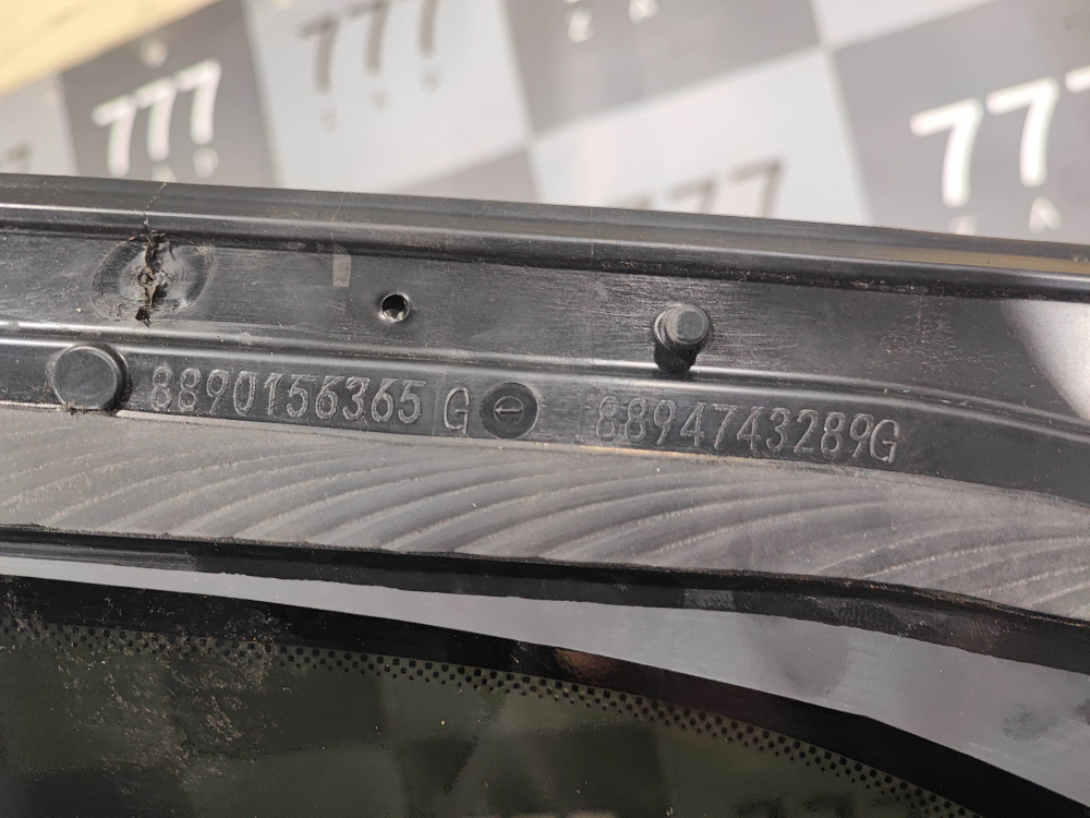 Стекло багажника правое глухое Geely Atlas 2 23-нв Б/У Оригинал 6608100248