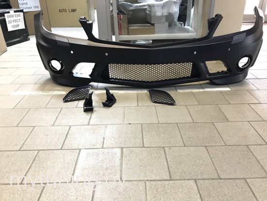 Передний бампер AMG STYLE для Mercedes C W204