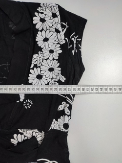 Блузка Exhibit  с цветами 44 размер